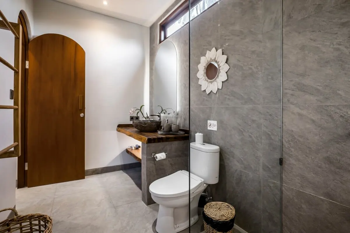 3 BR White Tropical Garden Villa Ubud — 3BR Villa Rental in Ubud — image 16