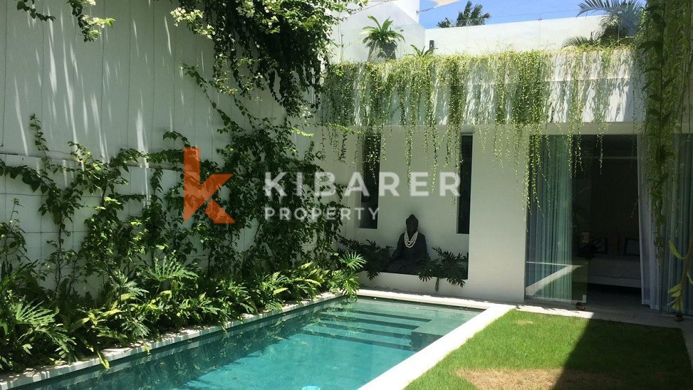 Modern Three bedroom Villa with strategic location in Berawa — image 1