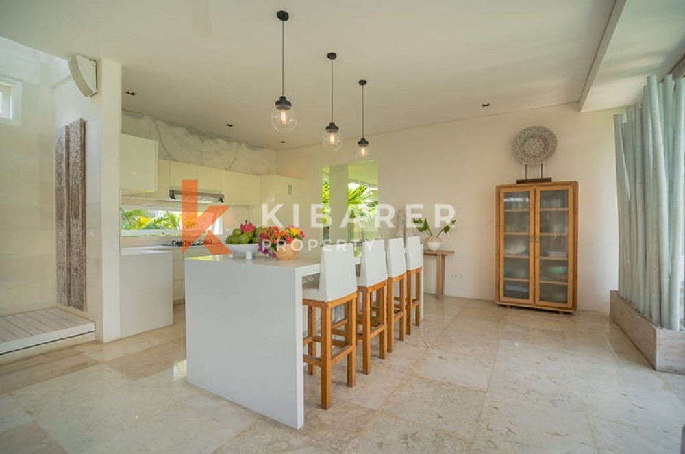 Stunning Three-Bedroom Villa with the Best Location in Canggu — image 6