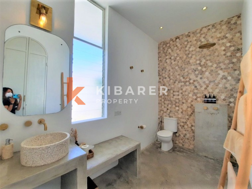 Beautiful Secluded Bohemian Style 3-Bedroom Villa in Prime Berawa Location — image 6