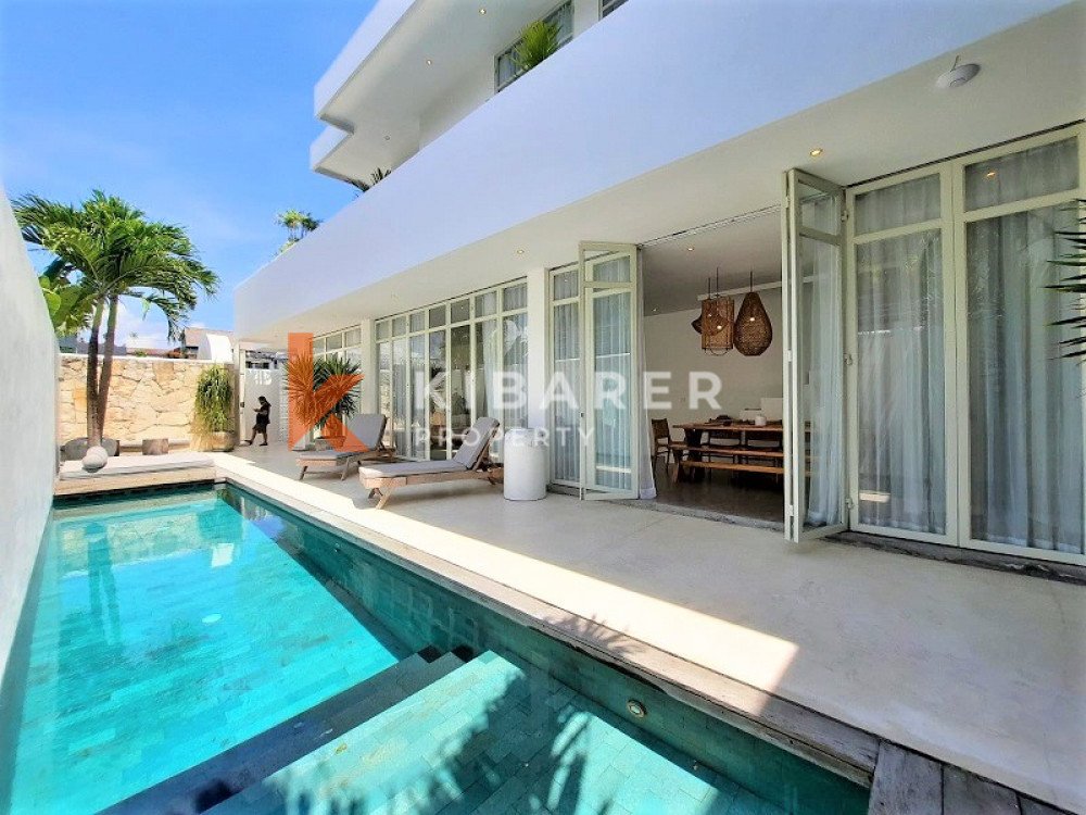 Beautiful Secluded Bohemian Style 3-Bedroom Villa in Prime Berawa Location — image 1