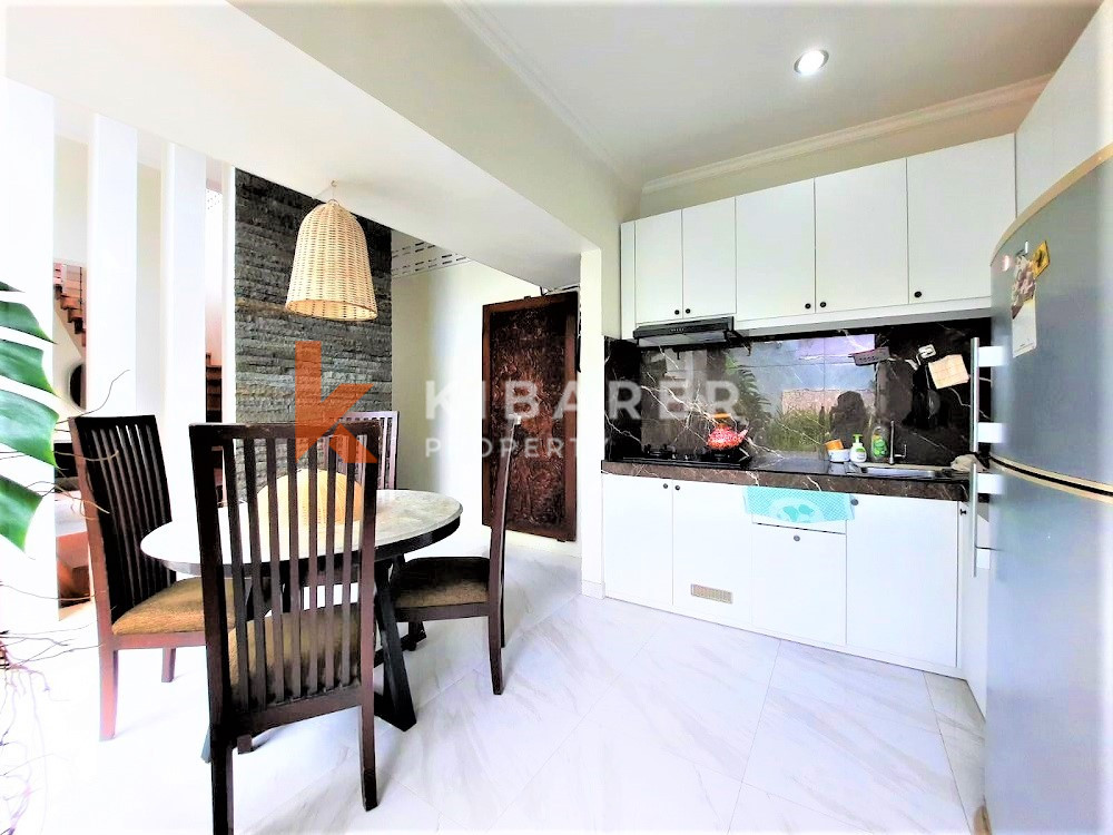 Beautiful Three Bedrooms Open Living Villa In Jimbaran — image 3