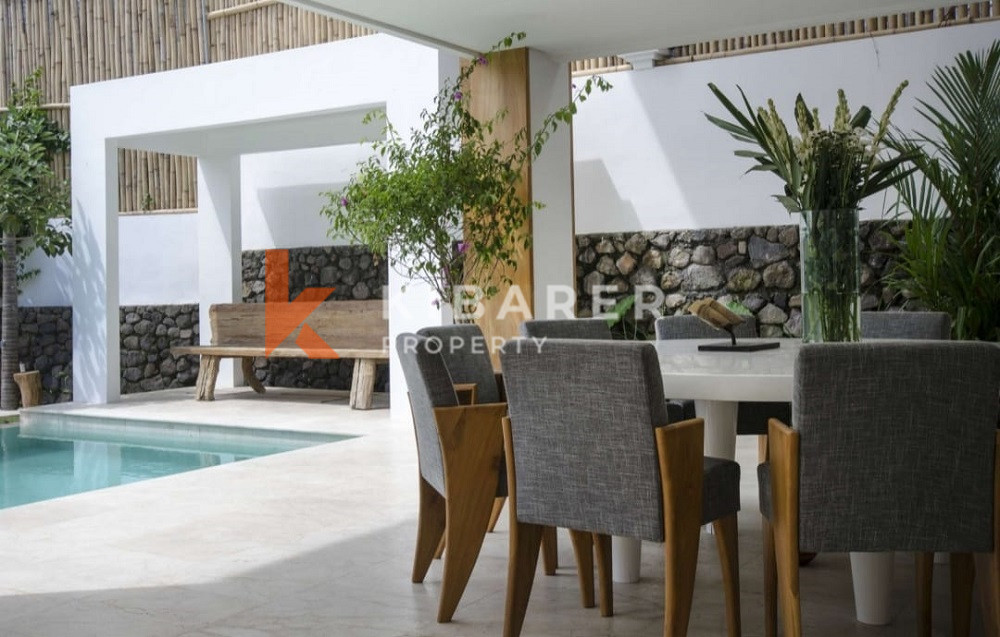 Brand New Stunning Ten Bedroom Villa with river and rice paddy view in Pererenan — image 13