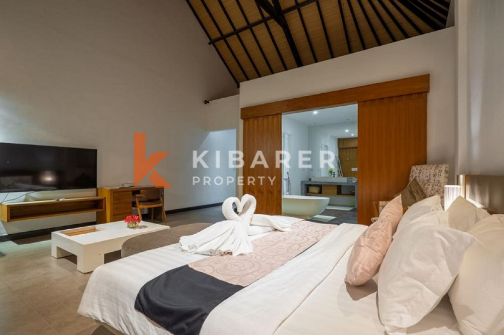 Amazing Four-Bedroom Enclosed Villa in Ungasan — image 5