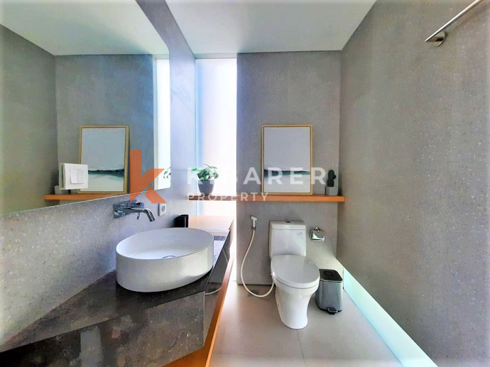 MODERN TWO BEDROOM EN-CLOSE LIVING VILA SITUATED IN PRIME LOCATION OF BERAWA — image 9