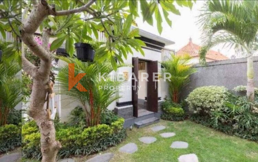 Charming Three Bedroom Villa in quiet Canggu area — image 13