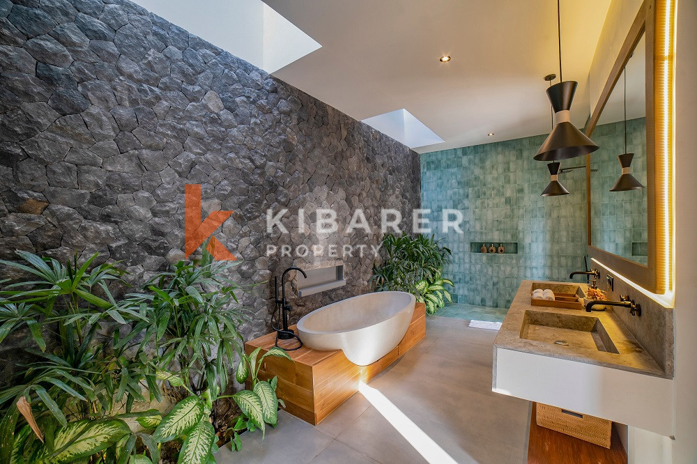 Five Bedroom Complex Villa situated in peaceful Cemagi area — image 7