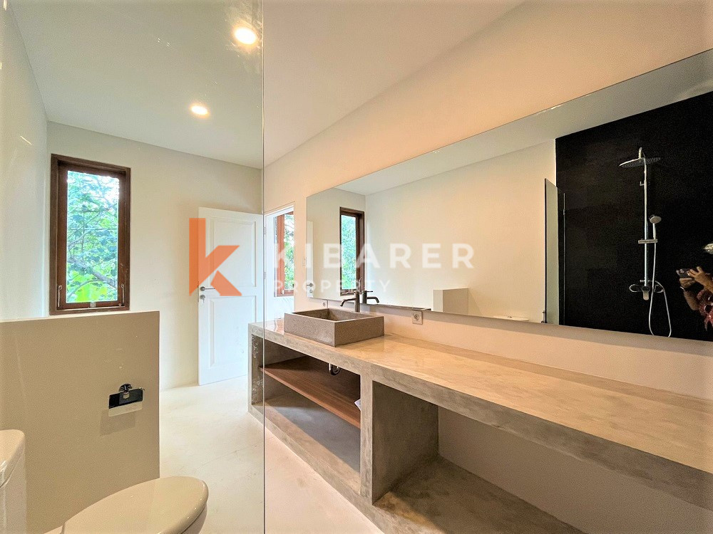 Brand New Two Bedrooms Open Living Villa In Pererenan — image 3