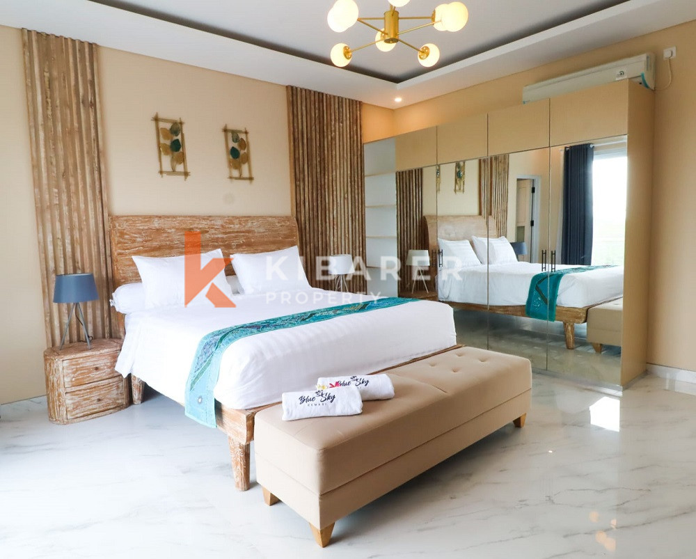 Luxury Five Bedroom Villa wonderfully located in the calming rice field views of Cemagi — image 8