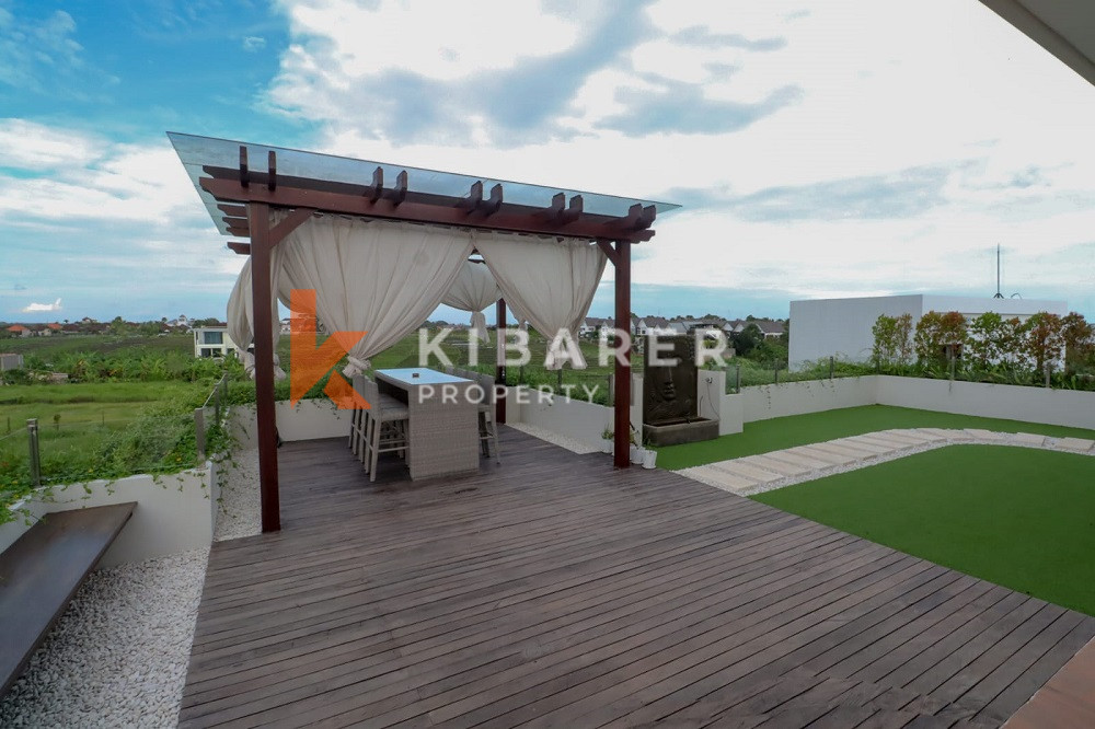 Luxury Five Bedroom Villa wonderfully located in the calming rice field views of Cemagi — image 12