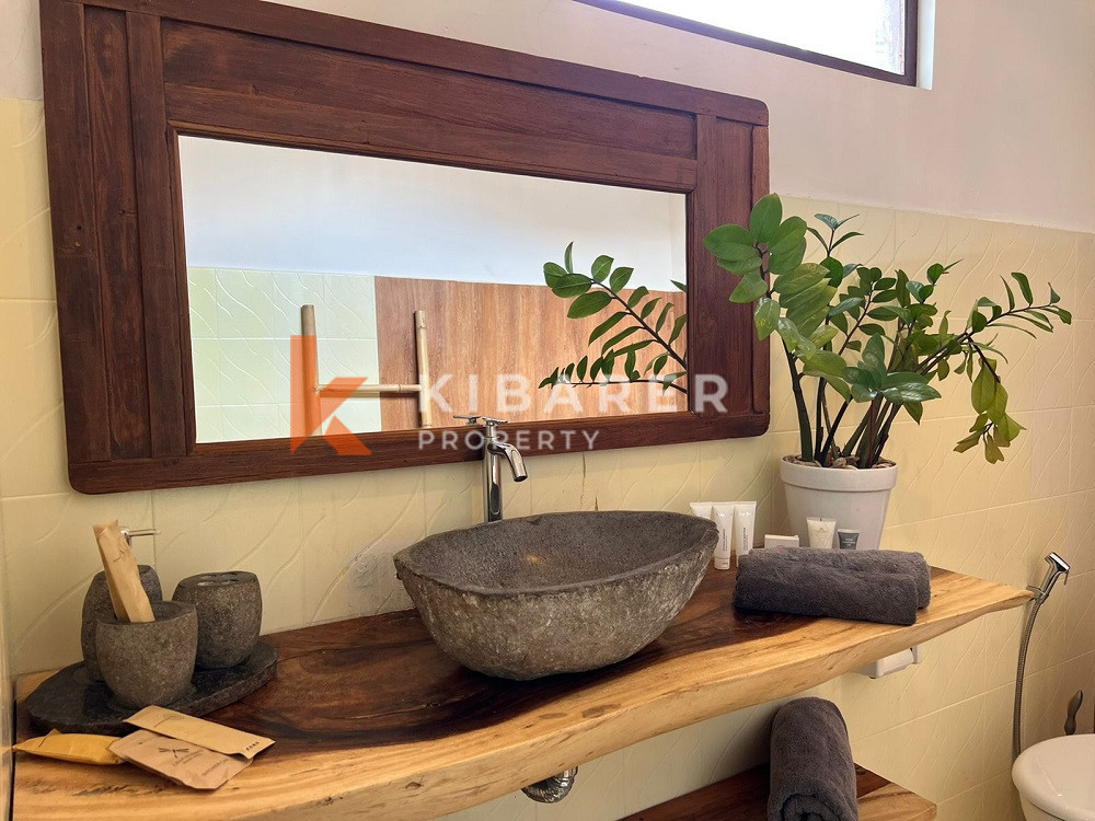 Charming Two Bedroom Villa with garden located in Kerobokan — image 15