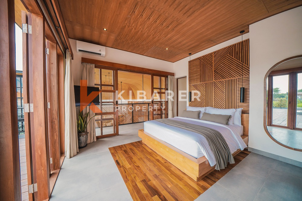 Four Bedroom Villa with rice fields view in Cemagi — image 9