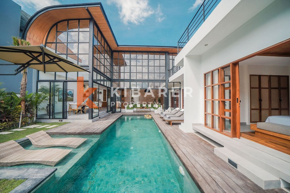 Four Bedroom Villa with rice fields view in Cemagi