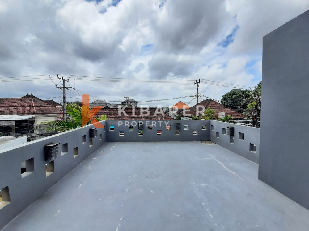 Unique Three-Bedroom Villa with Natural Stone Design and Forest in Umalas — image 14