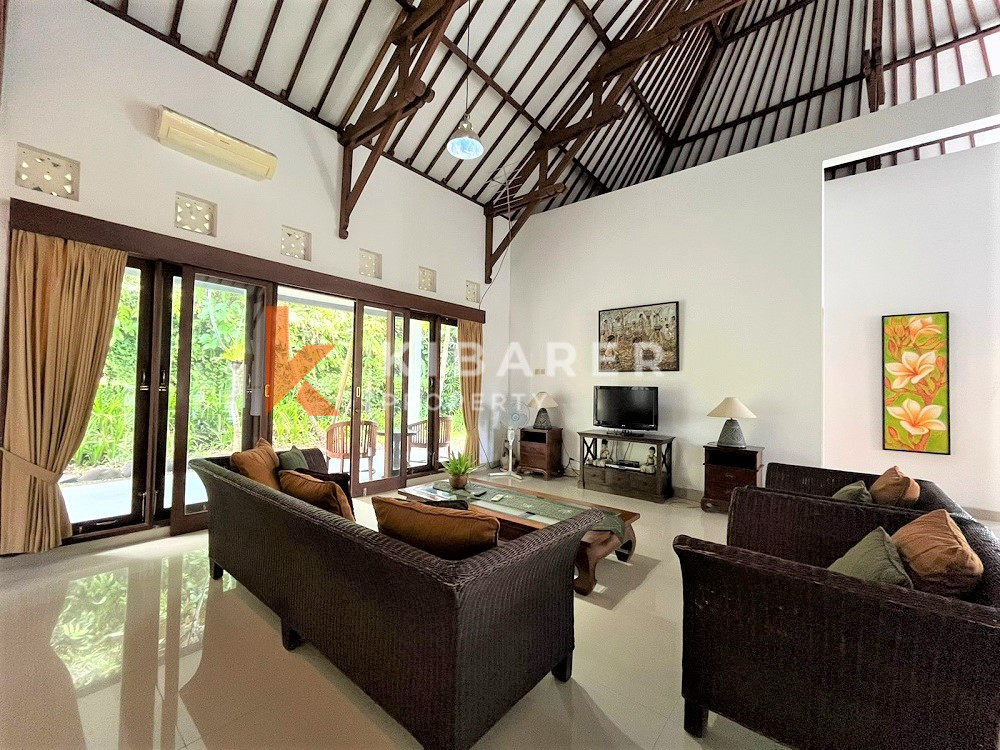 BEAUTIFUL THREE BEDROOMS CLOSED LIVING VILLA COMPLEX IN BERAWA — image 18