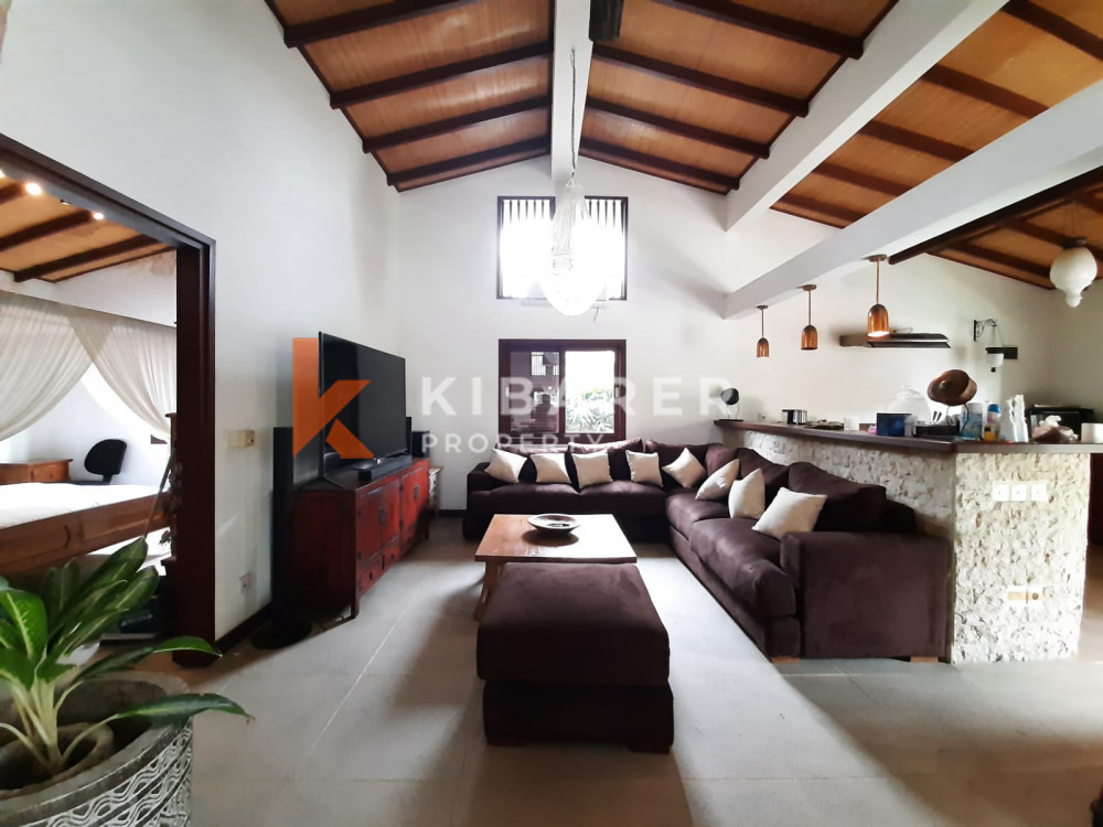 Stunning Five-Bedroom Villa Located in Peaceful Canggu Area — image 3
