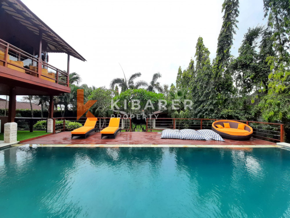 Stunning Five-Bedroom Villa Located in Peaceful Canggu Area — image 7