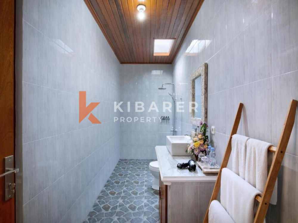Stunning Three-Bedroom Open Living Room Villa Conveniently Located in the Heart of Umalas — image 19