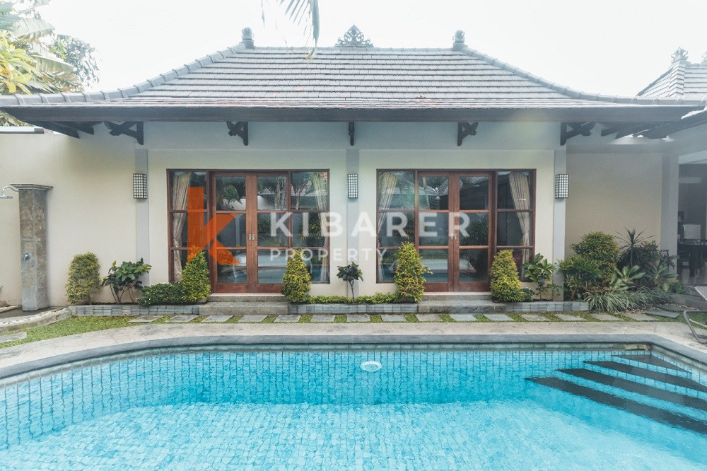 One Gate System Two Bedrooms Open Living Villa Situated In Canggu — image 5