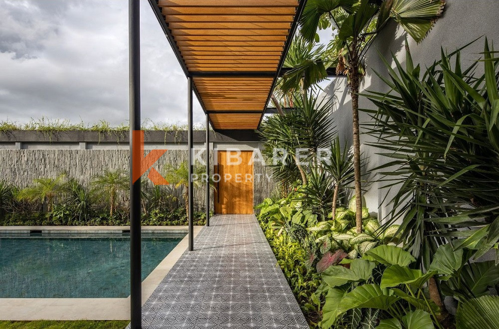 Luxurious Three-Bedroom Villa Located in Umalas Area — image 10