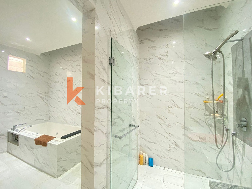 Gorgeous Four Bedroom Villa situated in Jimbaran area — image 12