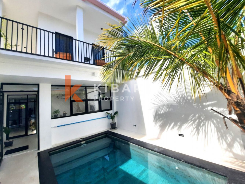 Modern Three Bedroom Villa with Enclosed Living in Canggu