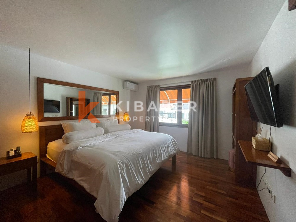 Newly Renovated Three Bedroom Villa walking distance to Canggu Beach — image 4