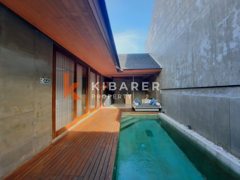 Cozy Two-Bedroom Villa Complex with Open Living Room in Kuta