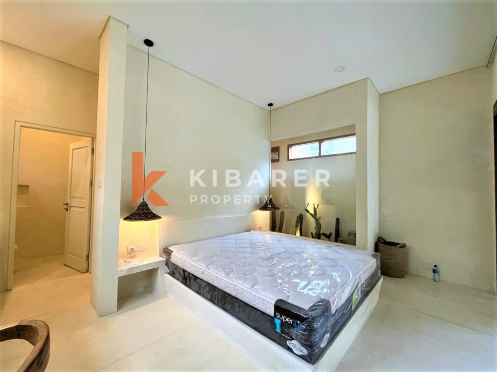 Brand New Tropical One Bedrooms Open Living Studio Situated In Pererenan — image 5
