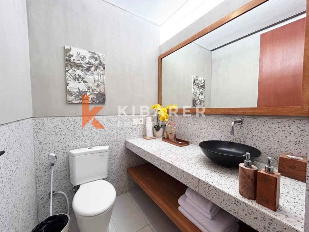 Beautiful Two-Bedroom Open Living Room Villa Strategically Located in Seminyak — image 13