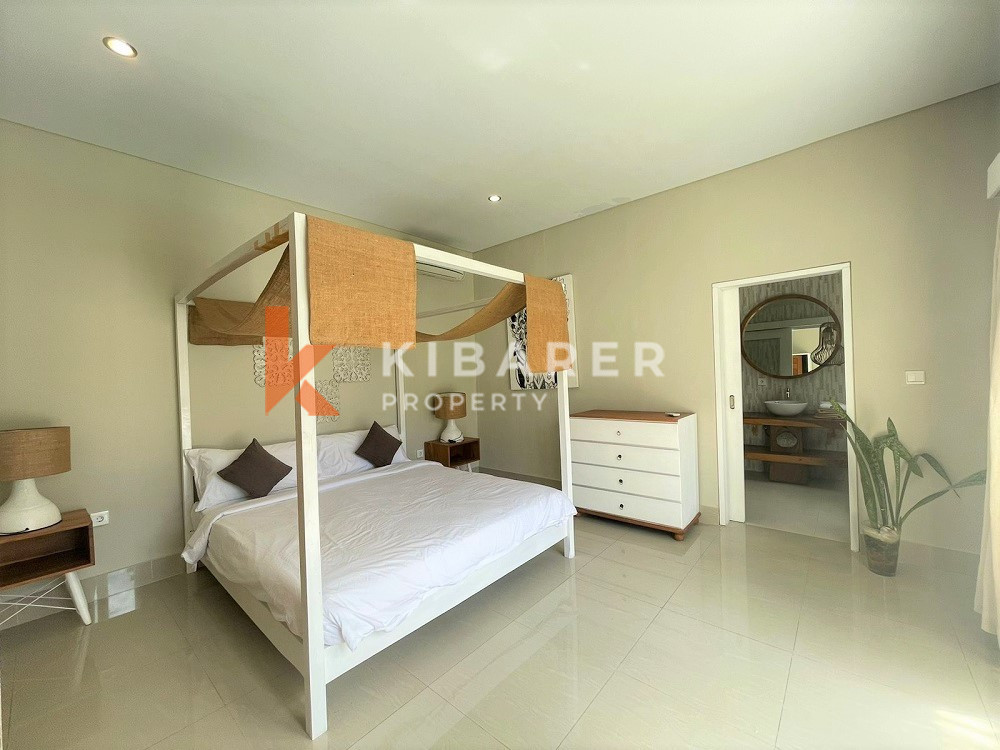 Beautiful Villa with 3 Bedrooms in Umalas — image 6