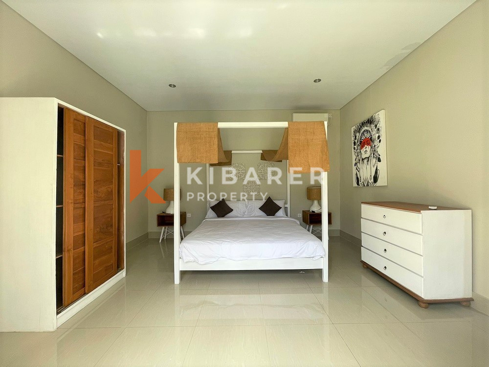Beautiful Villa with 3 Bedrooms in Umalas — image 4