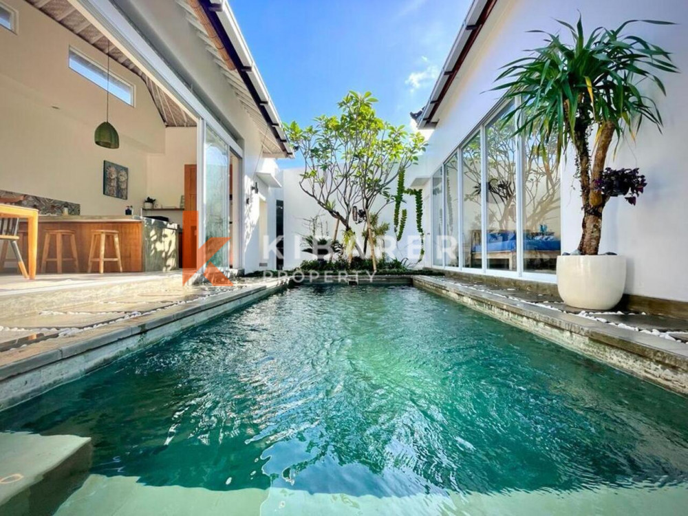 Peacefully Two Bedroom En-closed Living Villa Situated in Kerobokan — image 1
