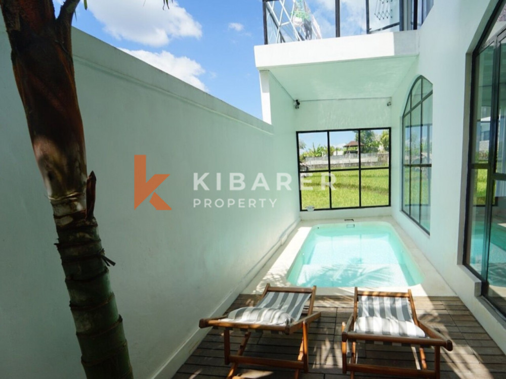 Stylish Two Bedroom Enclosed Living Room Villa Set in Padonan — image 1