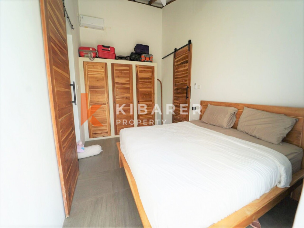 Stylish Two Bedroom Enclosed Living Room Villa Set in Padonan — image 8
