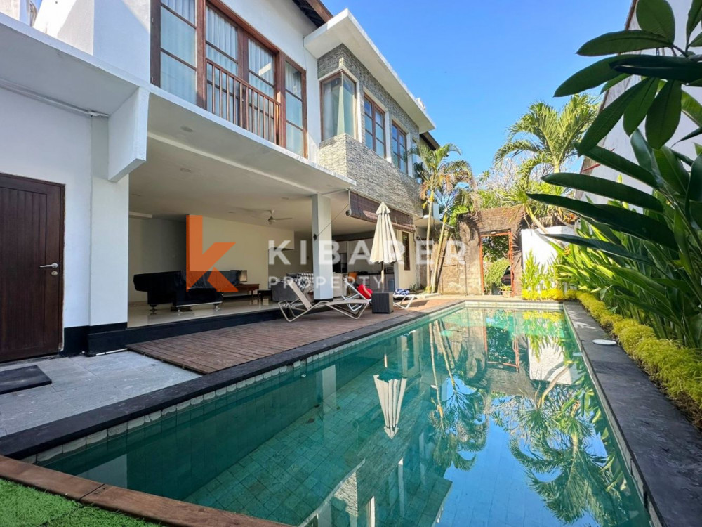 Beautiful Two-Bedroom Open Living Room in Villa Complex in Jimbaran — image 2