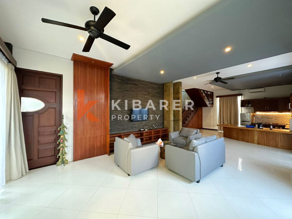 Cozy 3-Bedroom Villa Strategically Located in Seminyak — image 2