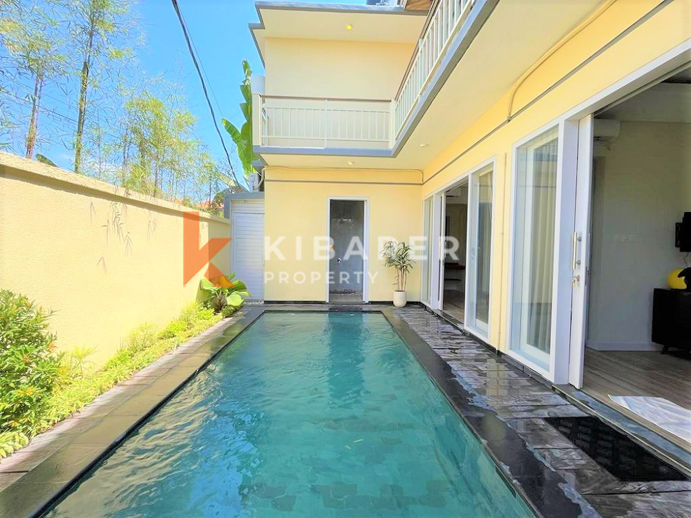 Classic Two Bedrooms Enclosed Living Villa Situated In Padonan-Canggu — image 2