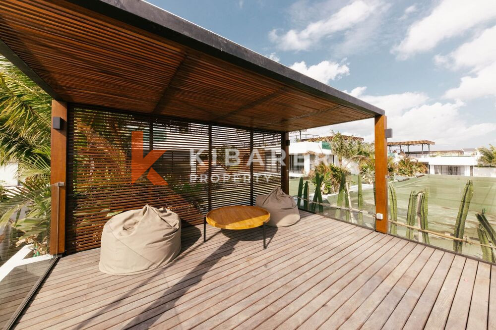 Luxury Three Bedroom Enclosed Living Room Villa Walk to Pererenan Beach — image 3