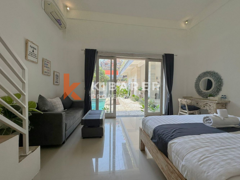 Seven Bedroom Great Location Open Living Villa in Berawa Canggu — image 14