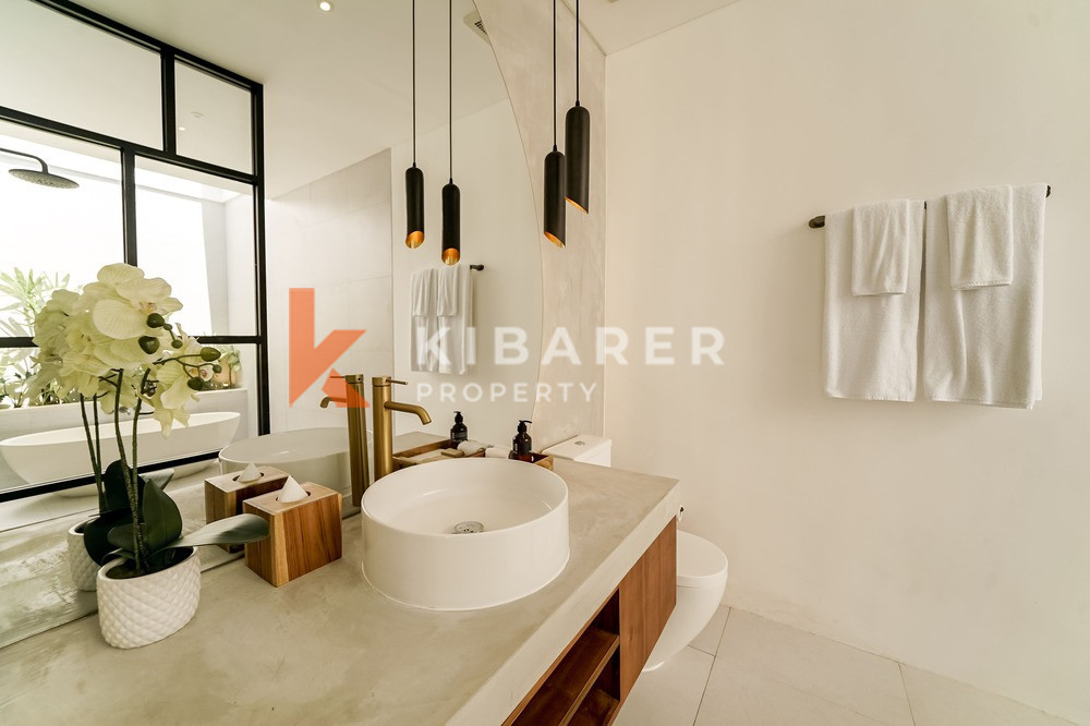 Stunning Four-Bedroom Villa Within Walking Distance to Pererenan Beach — image 17