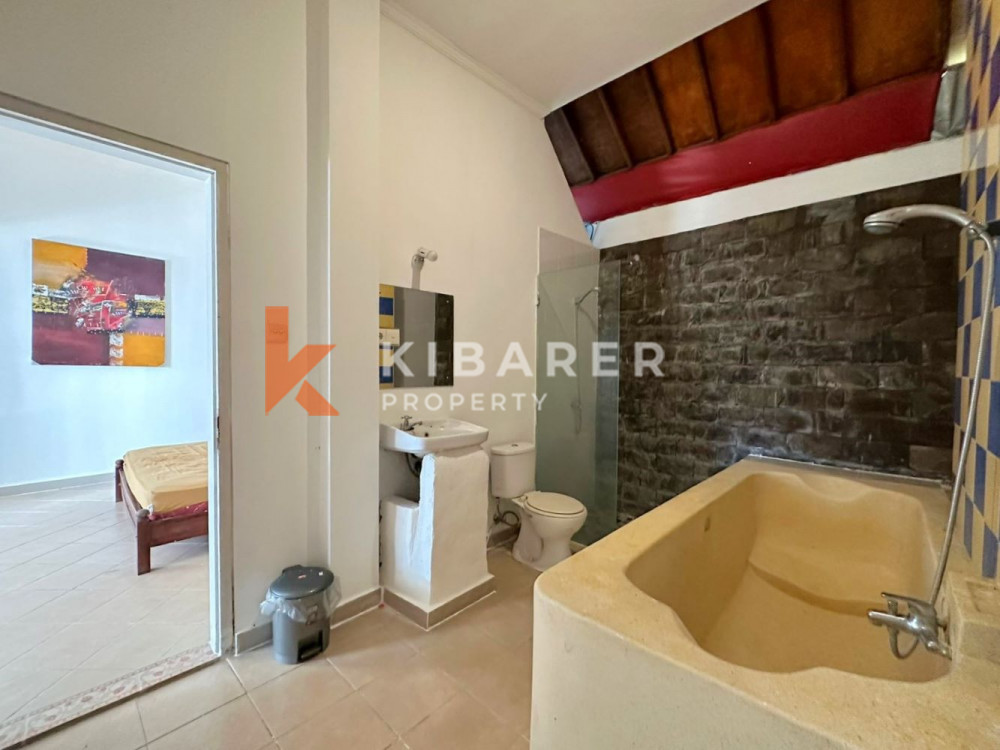 Homey Two Bedrooms Open Living Villa Situated in Quiet Area of Kerobokan — image 9