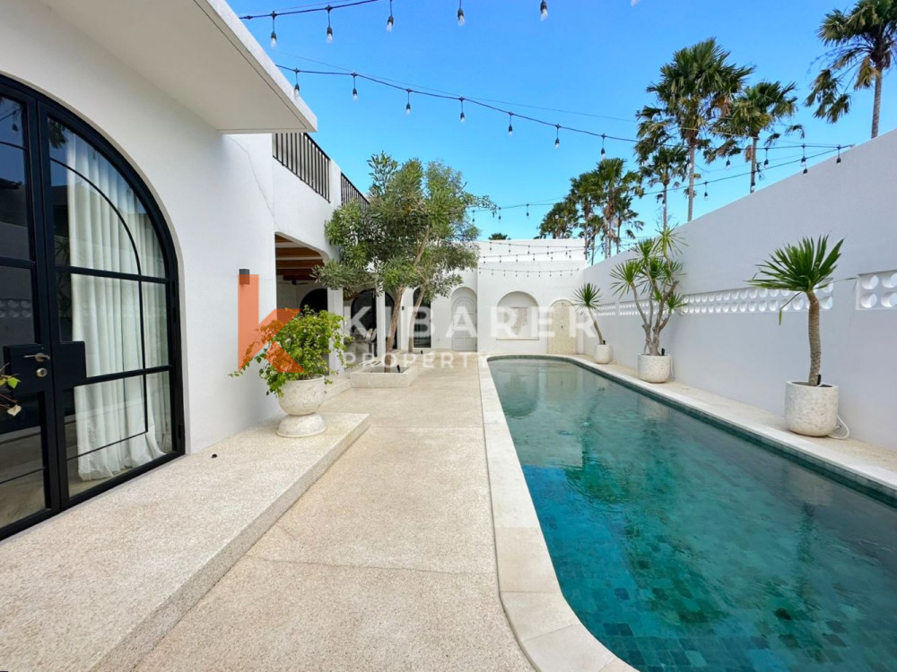 Brand New Luxury Five Bedrooms Villa Situated in Central Canggu — image 2