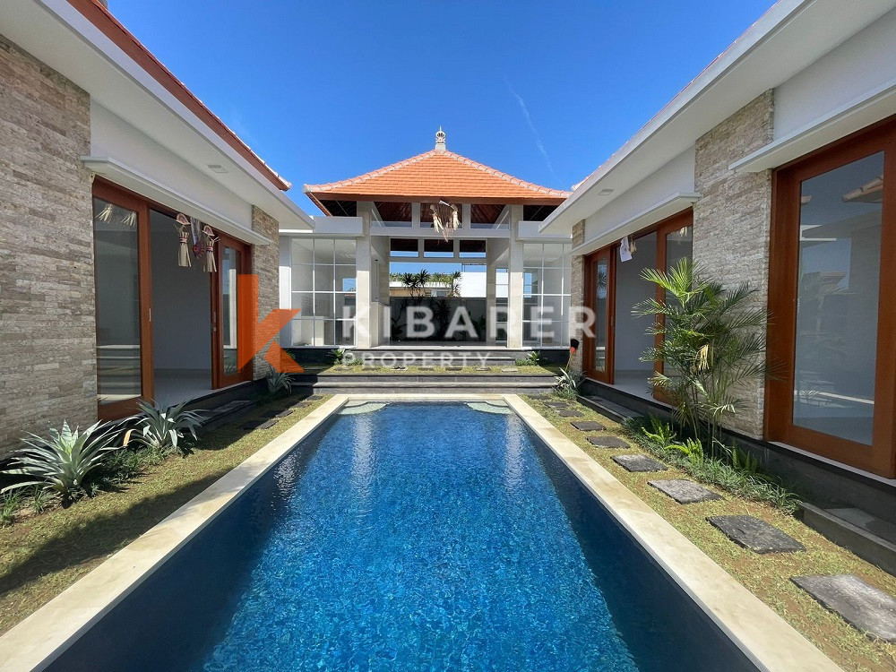 Brand New Three Bedroom Unfurnished Villa walking distance to Pererenan Beach — image 1