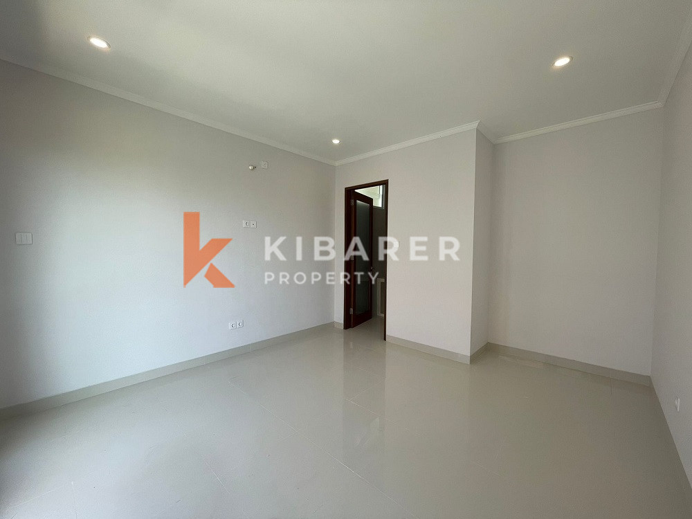 Brand New Three Bedroom Unfurnished Villa walking distance to Pererenan Beach — image 8