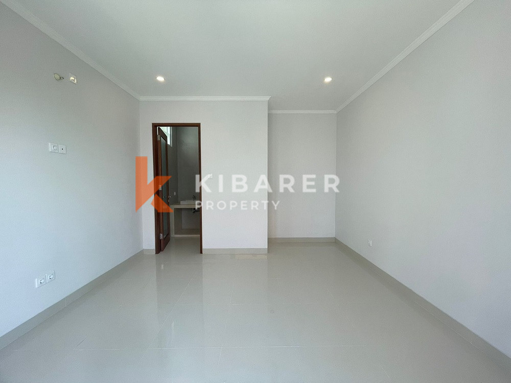Brand New Three Bedroom Unfurnished Villa walking distance to Pererenan Beach — image 14
