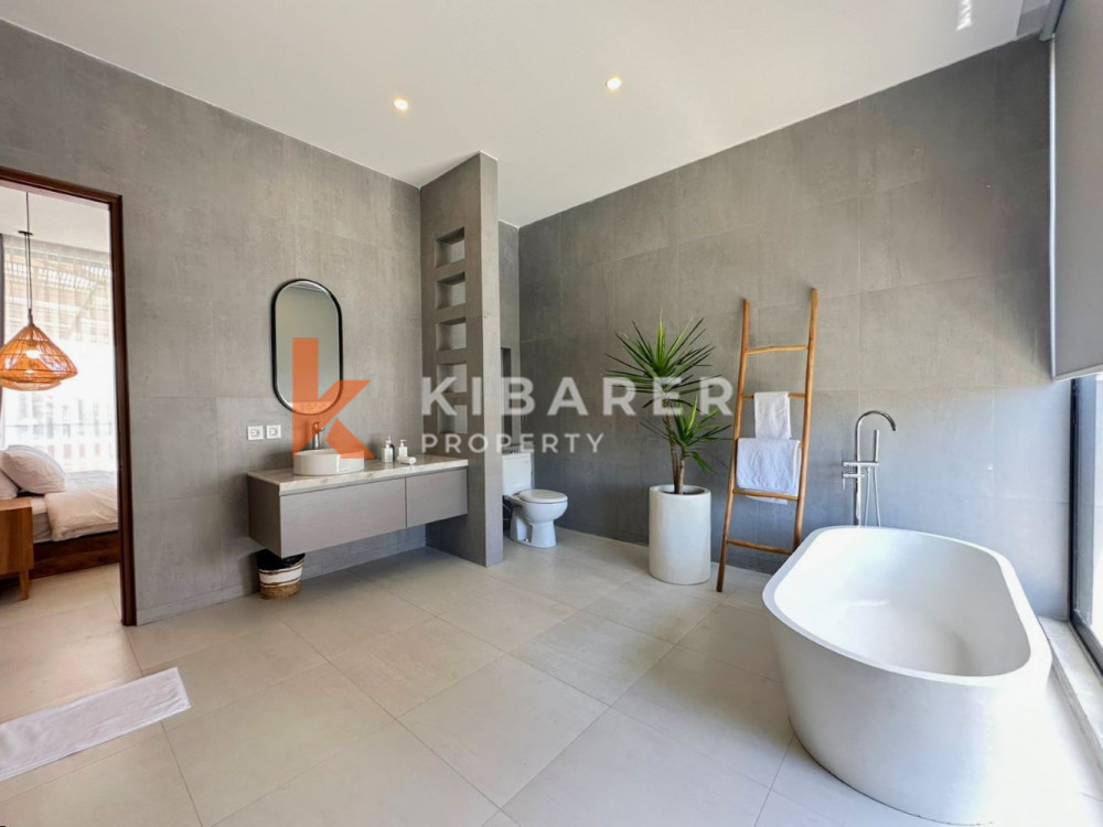 Brand New Charming Three Bedroom Enclosed Living Villa in Pererenan — image 18