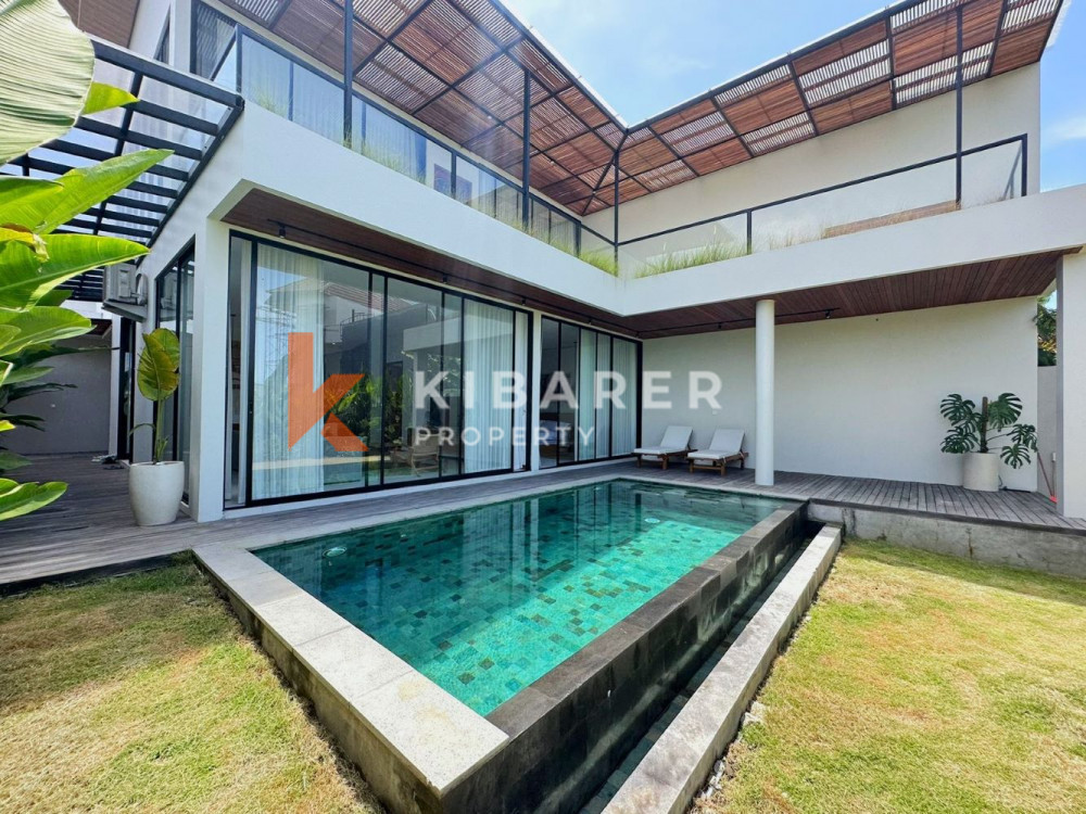 Brand New Charming Three Bedroom Enclosed Living Villa in Pererenan — image 2