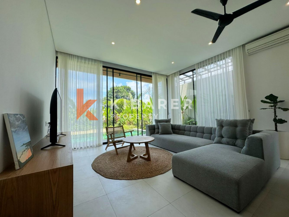 Brand New Charming Three Bedroom Enclosed Living Villa in Pererenan — image 5