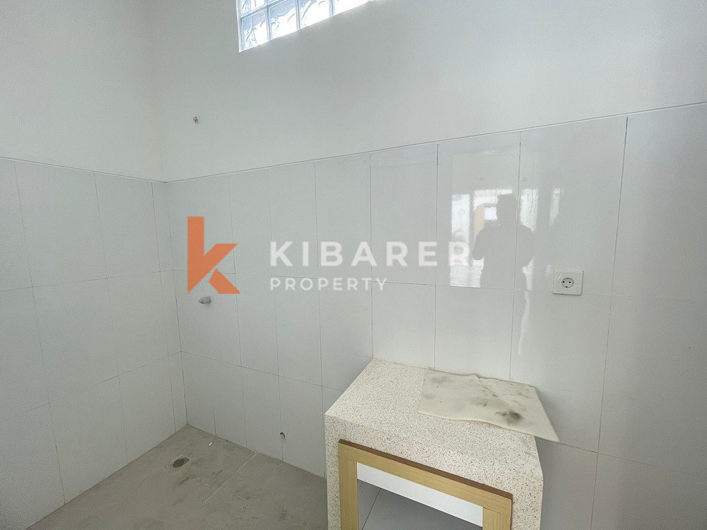 Brand New Three Bedroom Villa in Pererenan — image 10